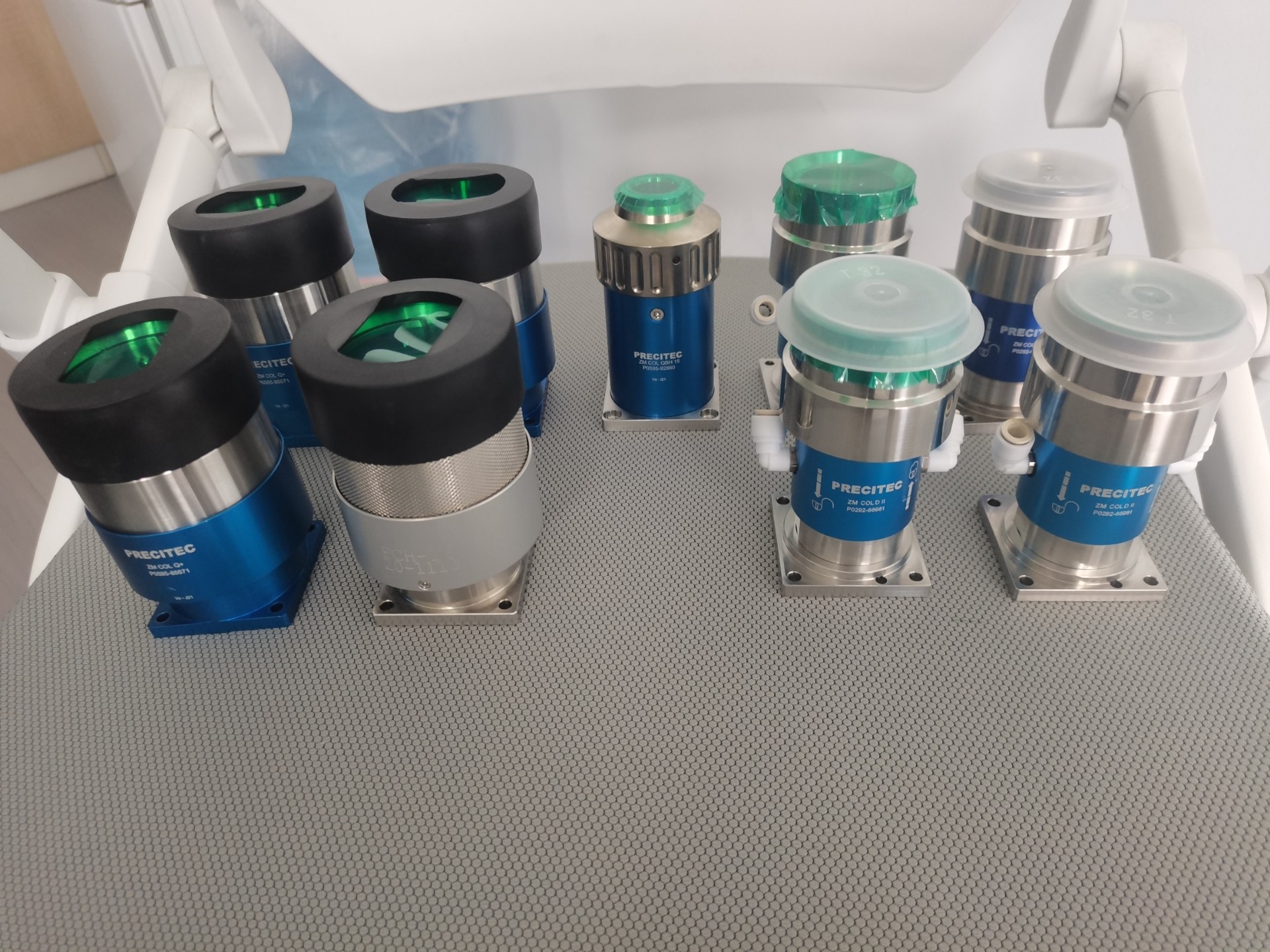 普雷茨特激光头原装光缆插口