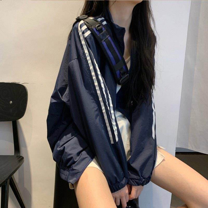 冲锋衣外套女早秋薄款欧货休闲运动服条纹撞色长袖棒球服防晒风衣