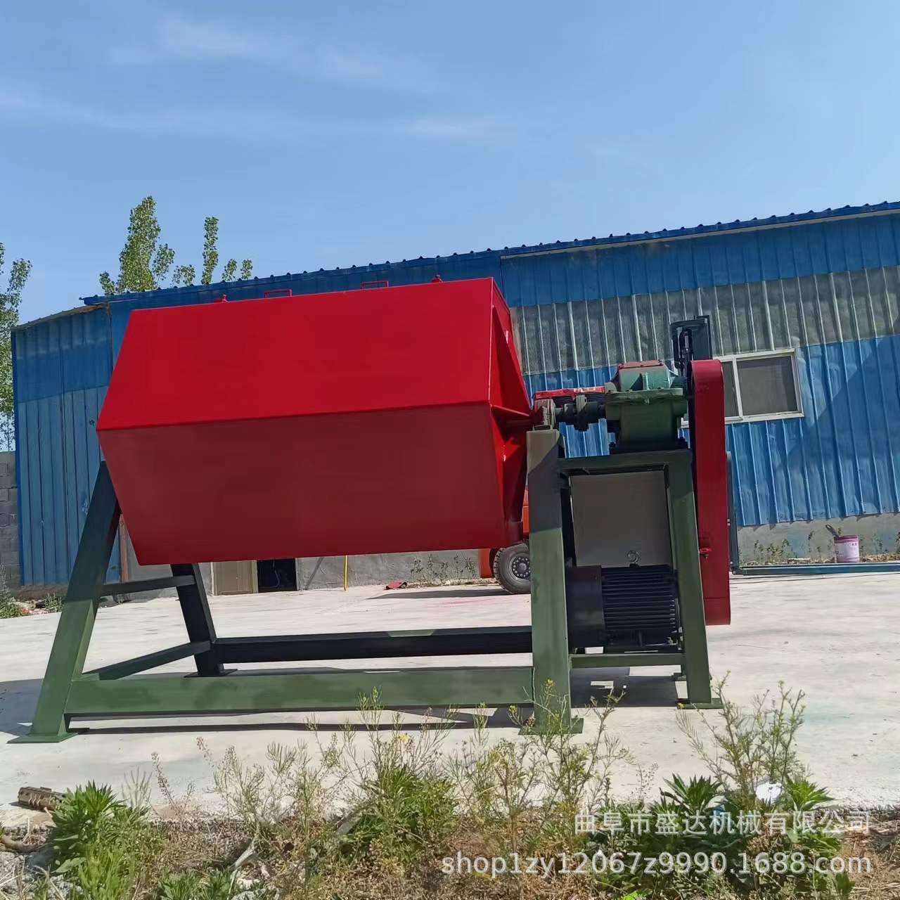 供应1000升六角滚筒抛光机火烧铁批量处理去氧化层研磨机图片
