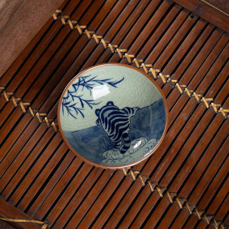 景德镇陶瓷手绘老虎主人杯釉下彩青花瓷柴窑老陶泥茶杯品茗杯单个