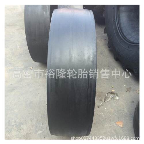 BOMAG9.5/65-15压路机13/80-20光面光板轮胎10.5/80-16