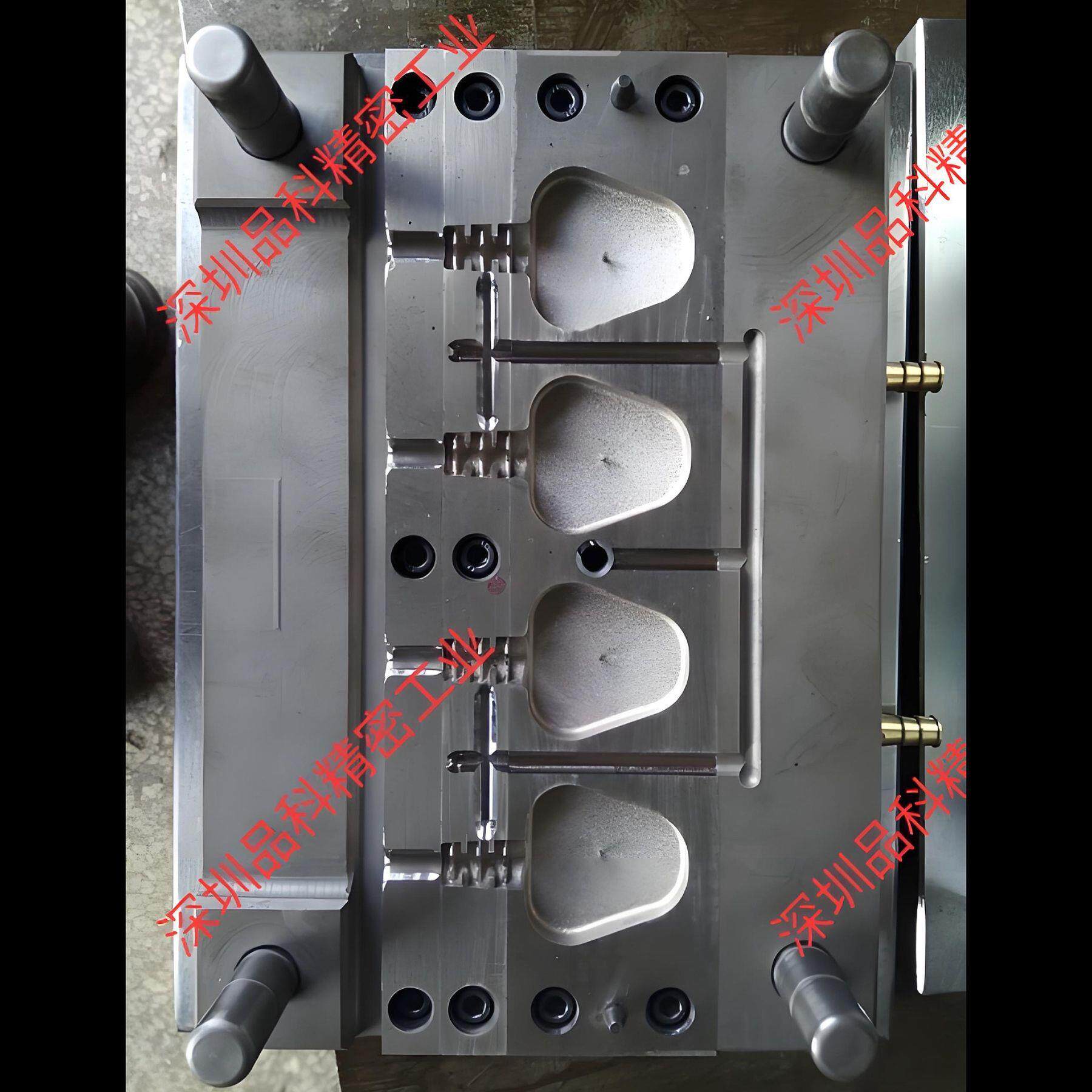 南非头模具插头注塑模塑胶模AC电源线16A250V