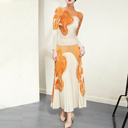 Set of Miyake Printed Curved Top and Skirt with Texture
