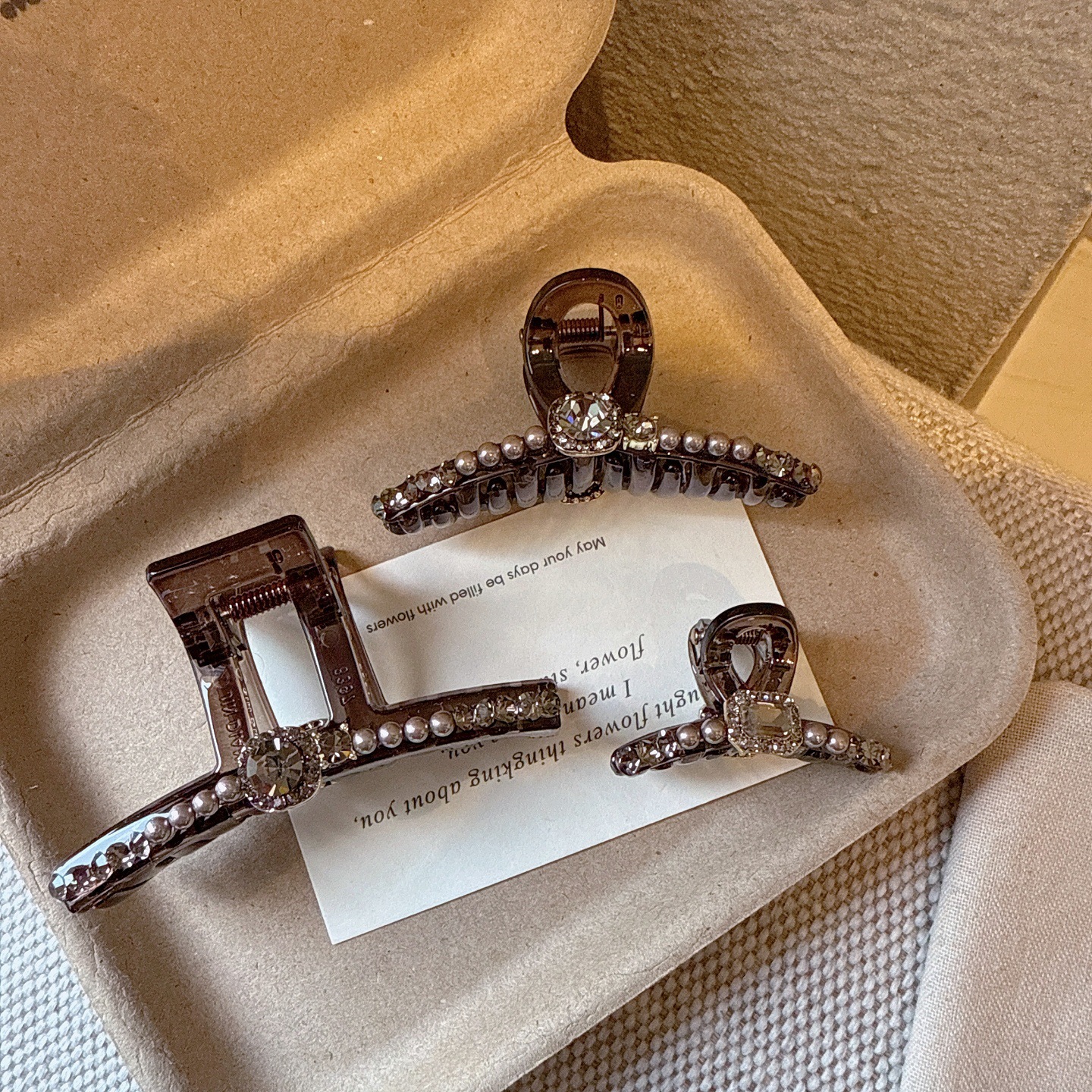 后脑勺交叉水钻方形高级盘发发夹