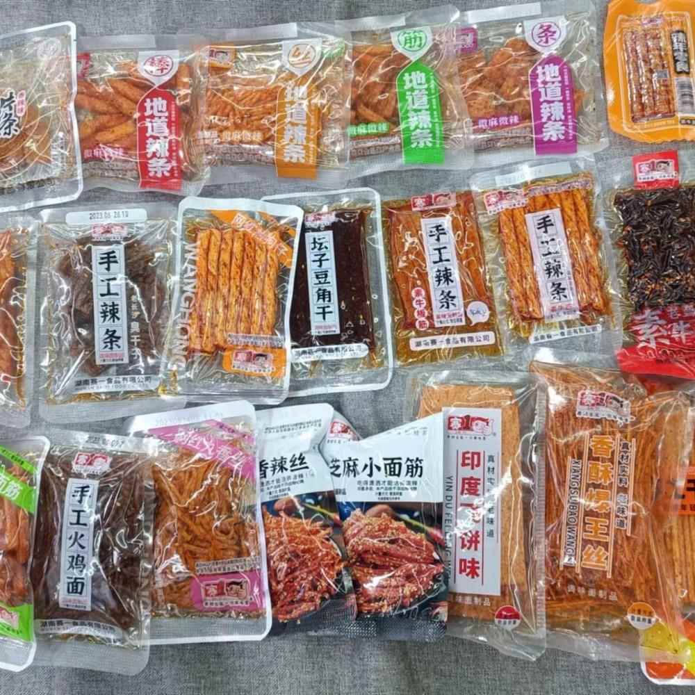 赛1手工辣条散称款麻辣素食辣片辣丝辣棒素牛筋