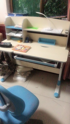 爱果乐成长桌椅缺点有哪些?爱果乐桌椅究竟怎么样?值这个价吗