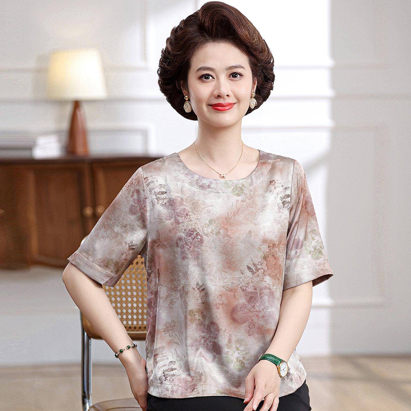 中年T恤女短袖夏装桑蚕丝100%套装小个子妈妈圆领真丝印花上衣薄