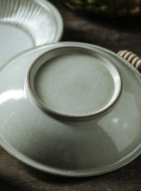 景德镇手工盘ins肌理红盘创意陶瓷子好看盘子网日式雕刻陶盘粗深