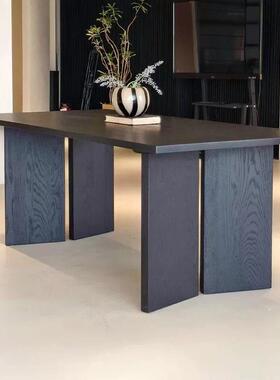 极简的黑色实木工作台设计师创意书桌原木客厅大长书桌家庭餐桌