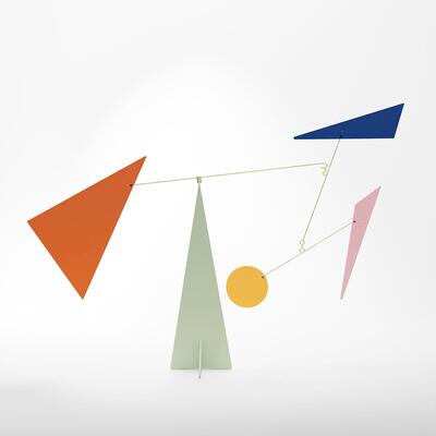 高档VOLTA班牙考尔德动平衡雕塑圆形纯色态公室桌面西摆件办装饰