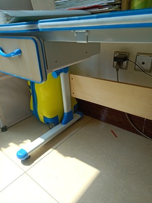 坐得正实木儿童书桌怎么样?选前一定要注意评测