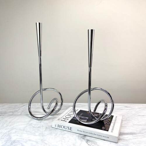 现代简约欧式轻奢几何L形扭转烛台摆件样板房售楼处餐桌软装饰品