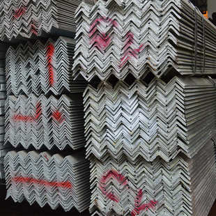 佛山直供镀锌角钢Q235不等边角铁电力支架角铁冲孔焊接可加工定