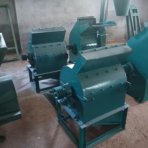 动力电菜籽饼加工机械 粉碎花生饼机 大型豆饼粗碎机