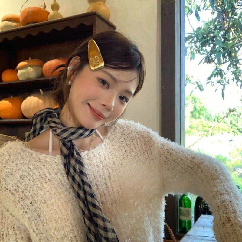 金色漆皮侧边发夹女2025新款高端韩系前额刘海碎发夹子头饰