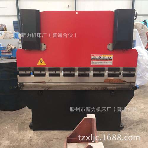 折弯机厂家优惠直销WC67Y-100x200普通液压板料折弯机弯板机