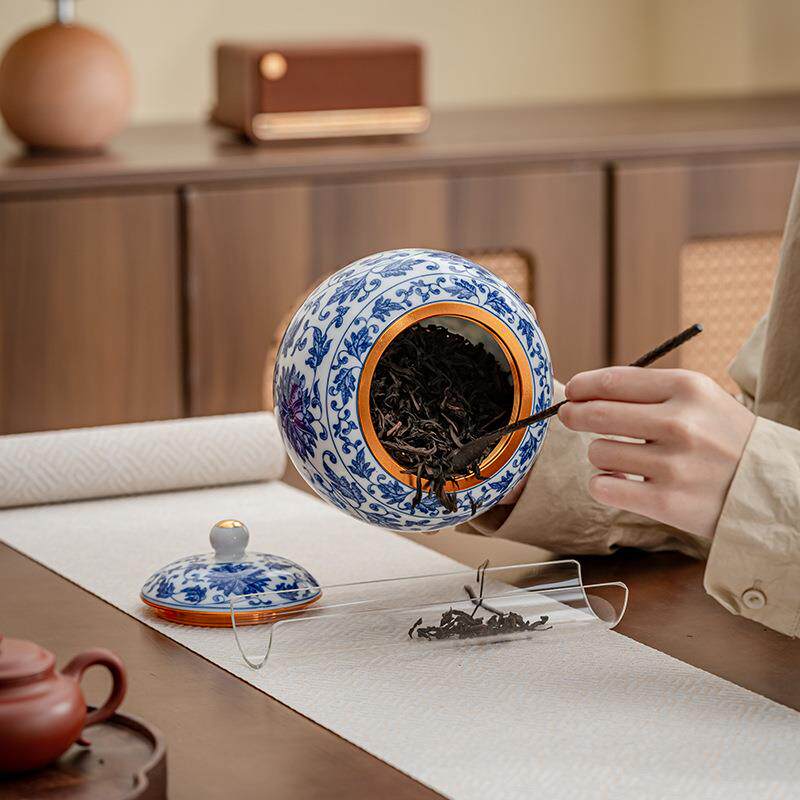 陶瓷釉中青花茶叶罐空罐大号密封罐家用绿茶红茶普洱龙井防潮茶罐
