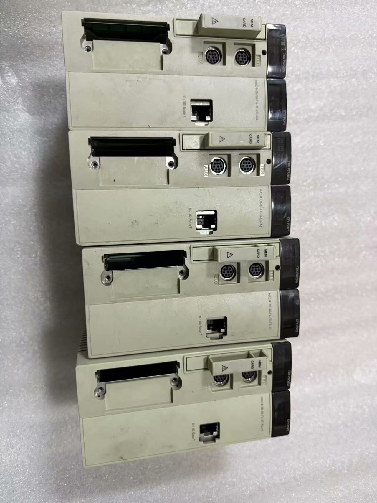 施耐德cpu模块tsxp572634m，共四块，功能包好，成