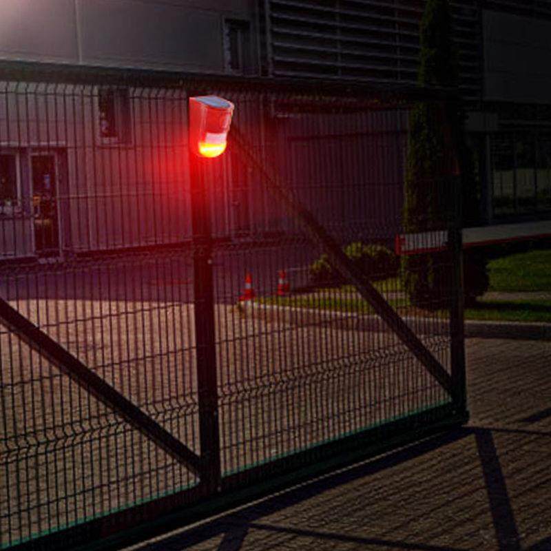 太阳能警报器户外防水人体感应红外声光报警防贼防盗养殖野外果园