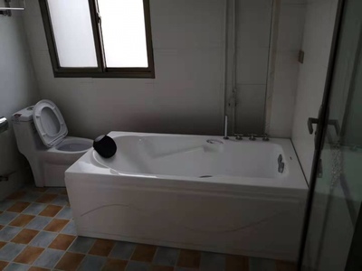 跟风入手欧凯伦2112浴缸如何?大家对欧凯伦2112浴缸质量反馈好不好?