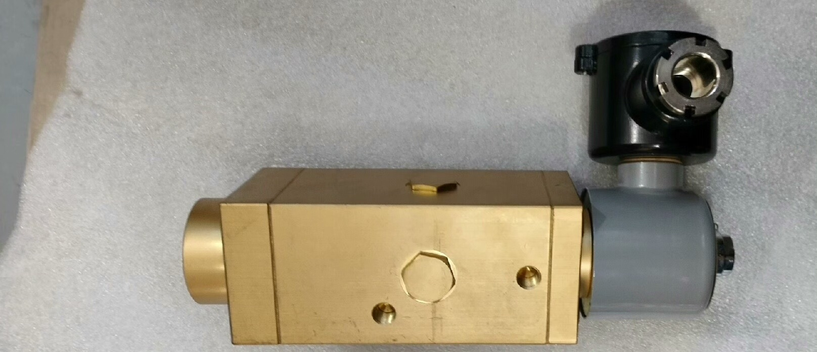 议价-TOKYO电磁阀，MRCA一104  AC100V全新