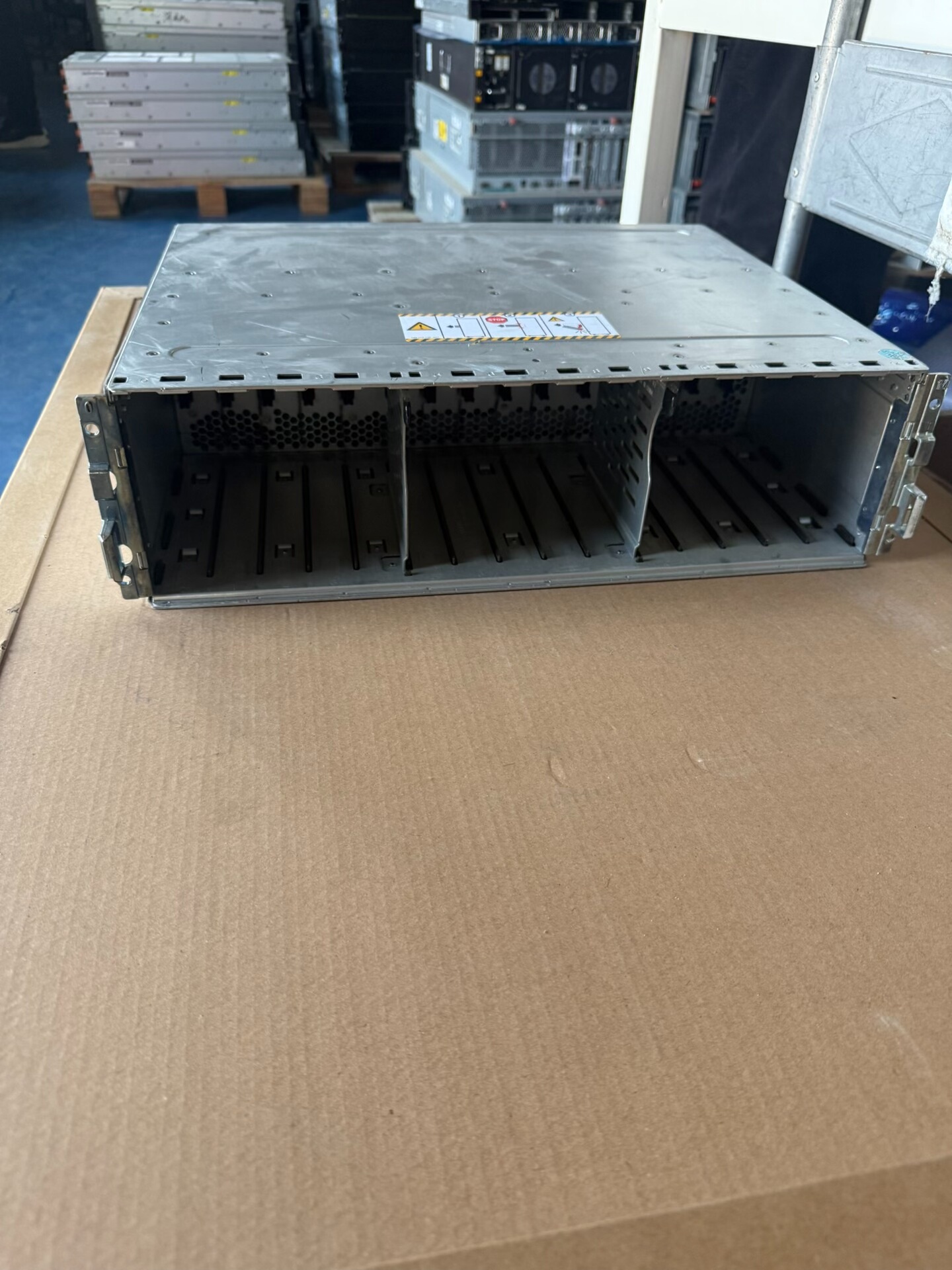 EMC VNX存储扩展柜 型号KTN-STL3 EMC 15