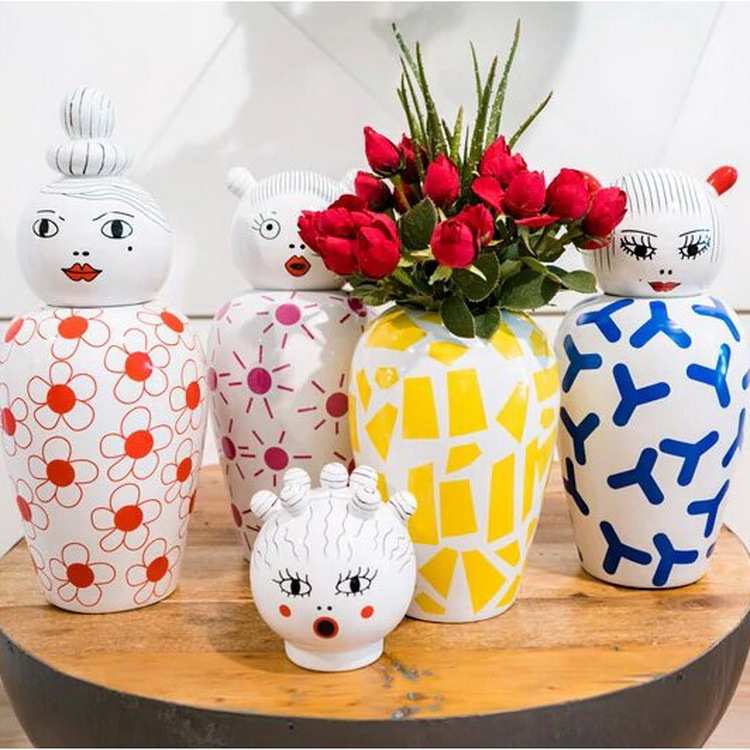 北欧设计师五大洲娃娃花瓶陶瓷简约创意客厅卧室桌面摆件