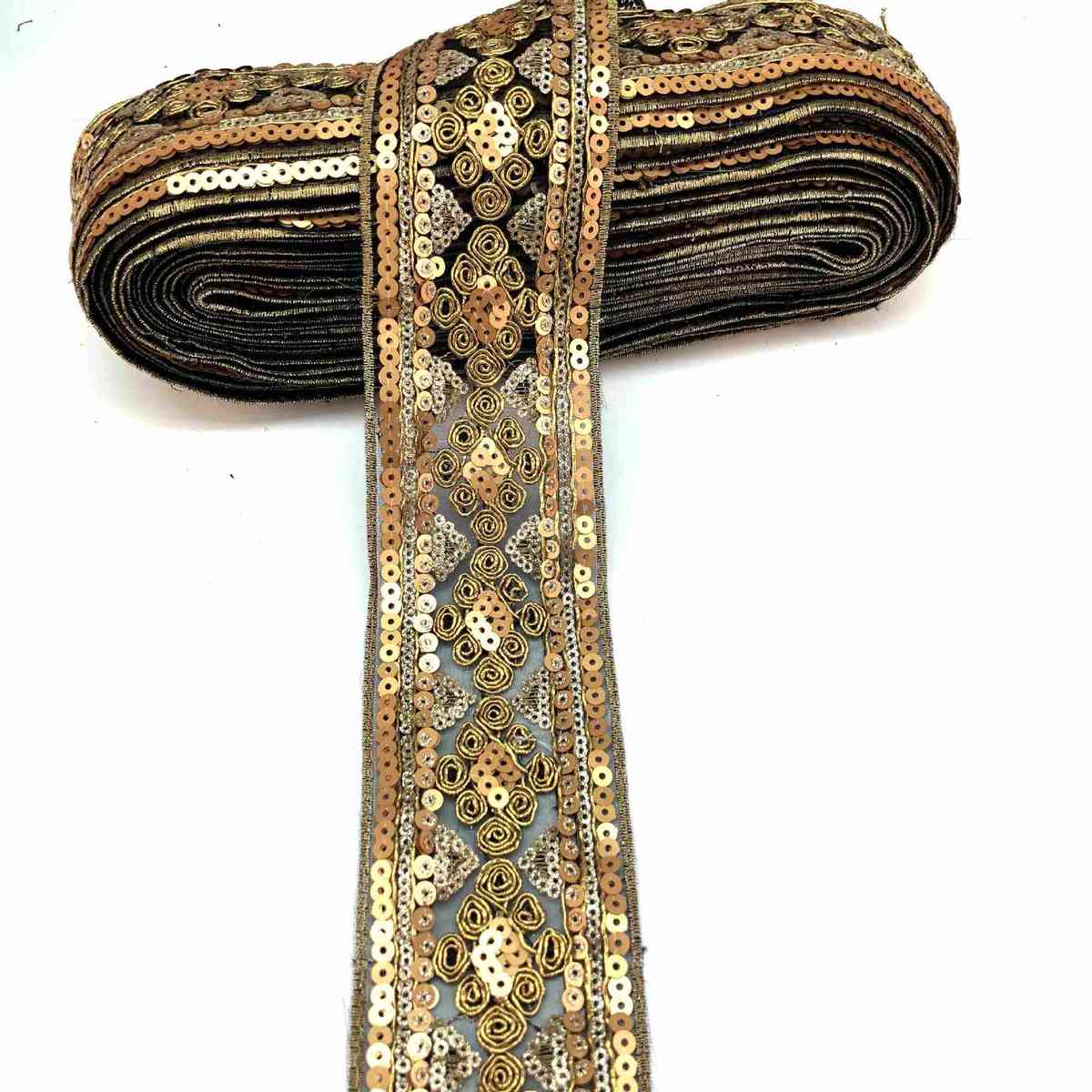 新款 珠片方块刺绣花边 鞋材服装配饰布贴刺绣 花边辅料 织带批发