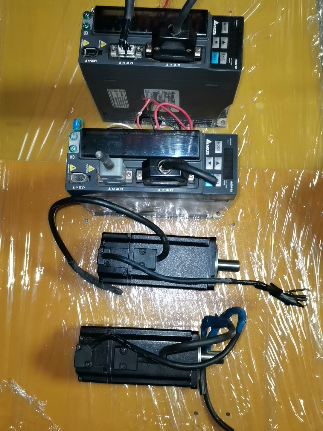 台达400W伺服套装驱动ASD-B2-0421-B