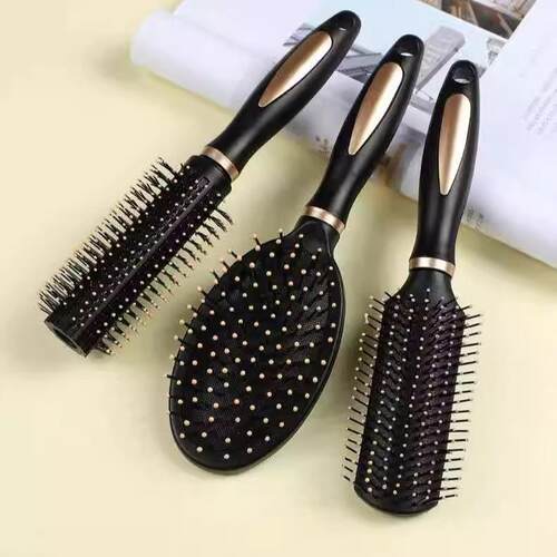 Air cushion brush for massaging the scalp, suitable for wome