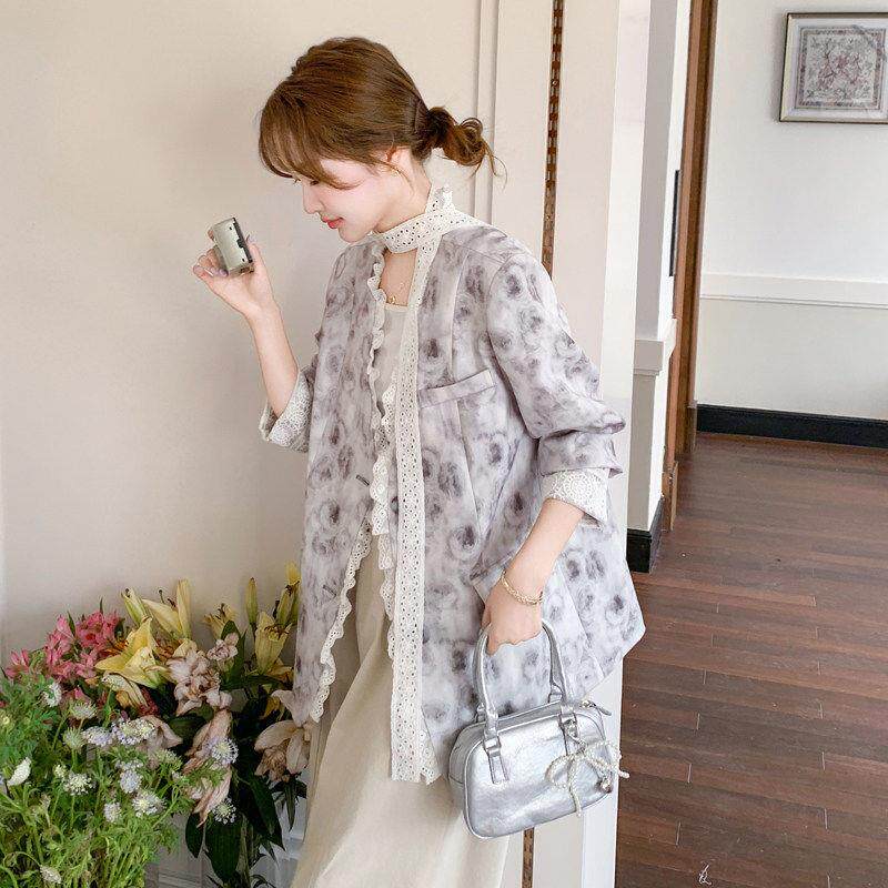 LILY MOST春新款高级感蕾丝花边印花西装外套女独特气质西服上衣