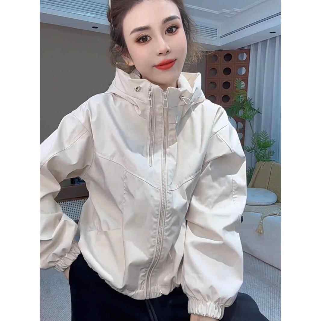 冲锋衣外套女加棉加厚秋冬新款2025宽松高级感小个子连帽夹克上衣