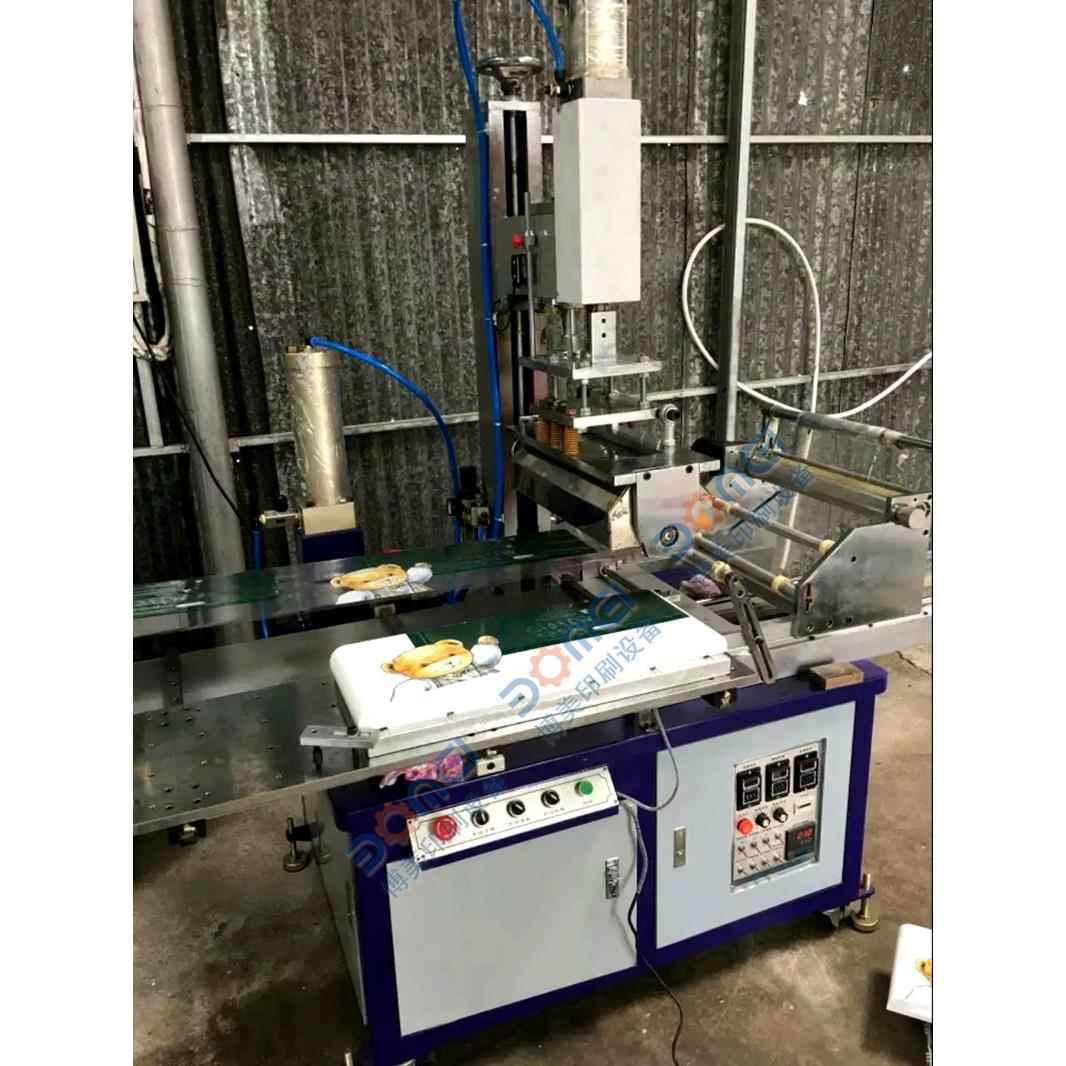胶辊式热转印机BM-500MLL塑胶抽屉柜烫印机塑料收纳柜印花机环保