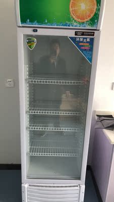 说下使用感受酷浦而LYG09展示柜怎么样，优缺点曝光分析