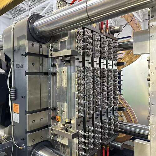 96腔PET材料模具针阀瓶胚模具加工专业瓶胚模具厂家