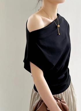 黑色单线领t恤女夏季薄冰短袖t恤利基短肩上衣0425r2