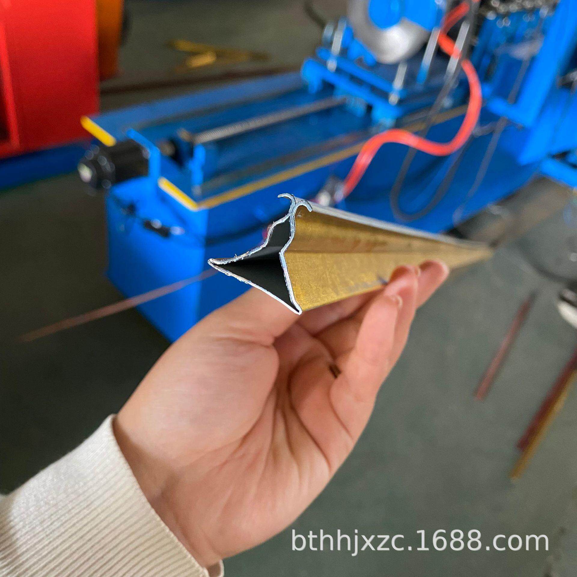 集成吊顶龙骨机轻钢龙骨机器机械三角骨三角龙骨生产机器