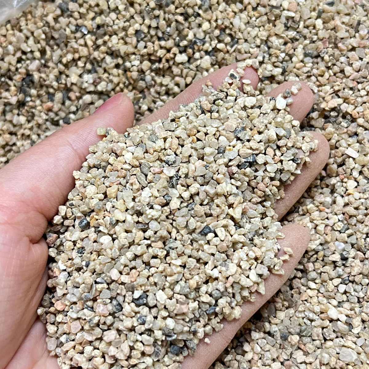 河沙云母砂批发混凝土骨料工程建筑用喷砂除锈专用分目蛭石砂