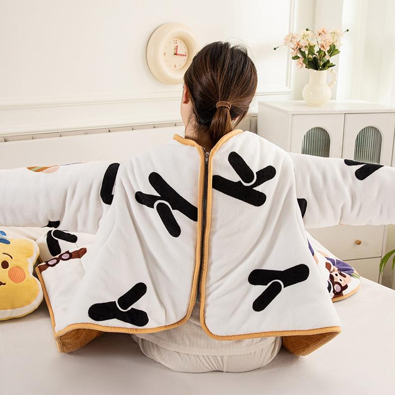 懒加人ZS-2024被儿被童防踢学习车载沙发抱枕被玩手机绒多功能穿