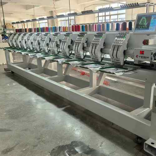 12头电脑绣花机9针12针成衣帽子裁片多功能刺绣机高速电脑绣花