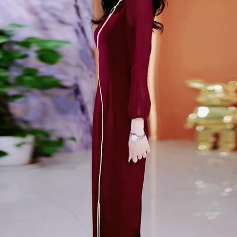 新品红色喜婆婆婚宴连衣裙女2026秋季新款妈妈装修身显瘦减龄中长