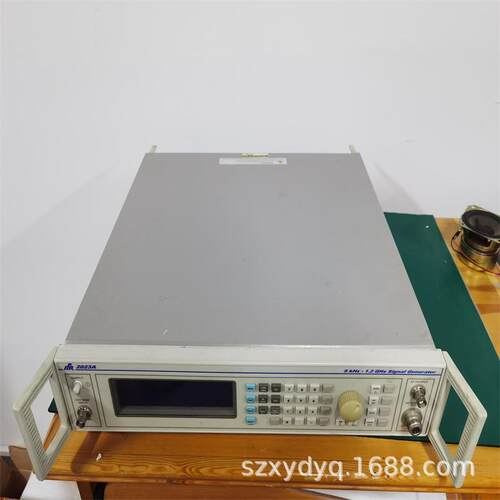 IFR 2023A 模拟信号发生器，9 kHz - 1.2 GHz IFR2023B IFR2024