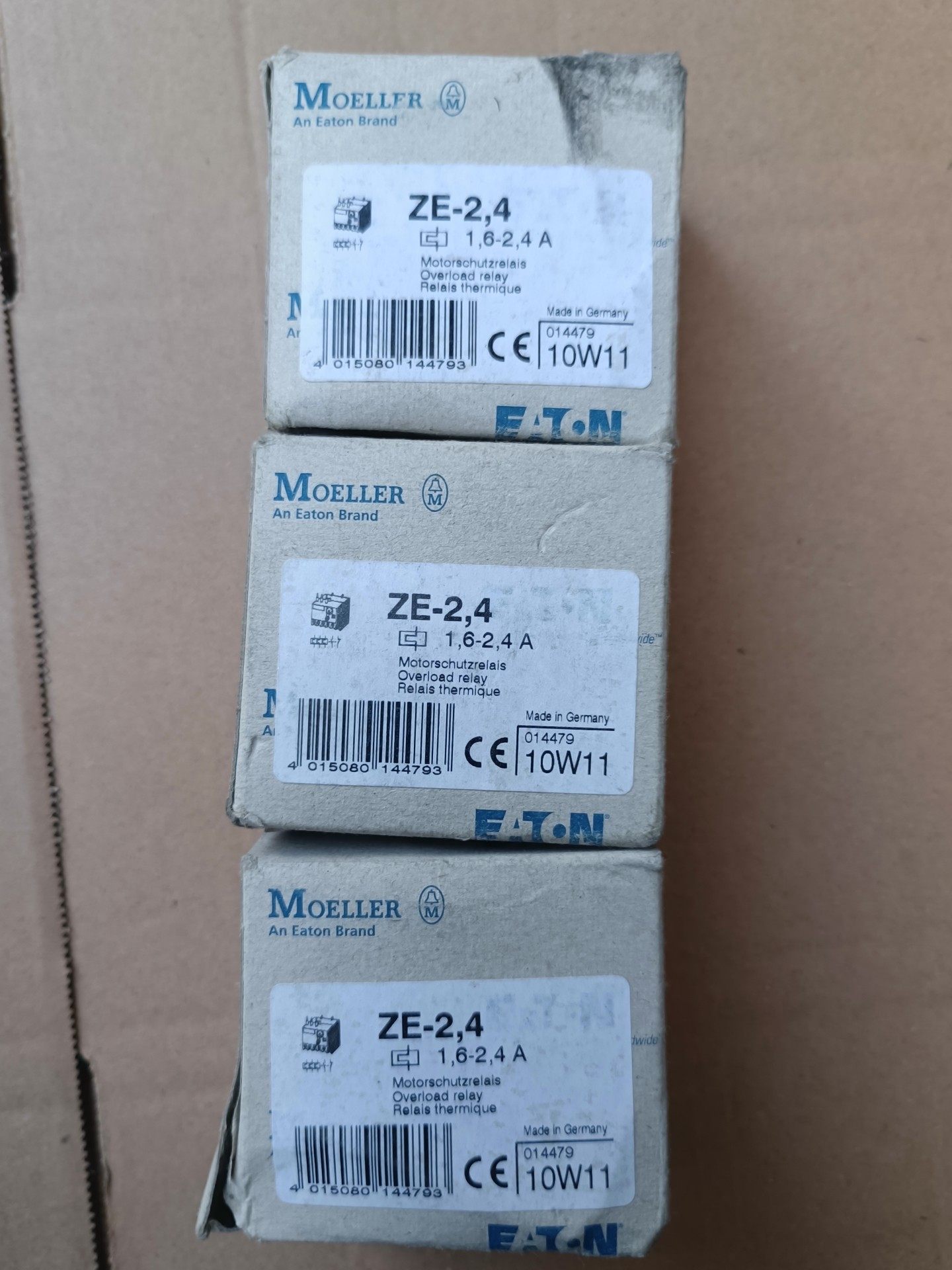 全新Moeller ZE-2.4热继电器，德国制造，数量3只
