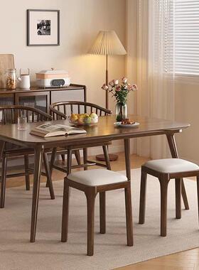 实木餐椅家用客厅可叠放软包凳子现代简约餐凳备用板凳餐桌木椅子