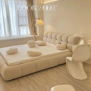 奶油风科技绒布艺床小户型现代简约科技布主卧大床泡芙云朵双人床