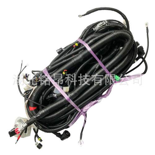 东风天锦EQ1120车架线束总成3724580-KF2J0电路线运兵越野车配件