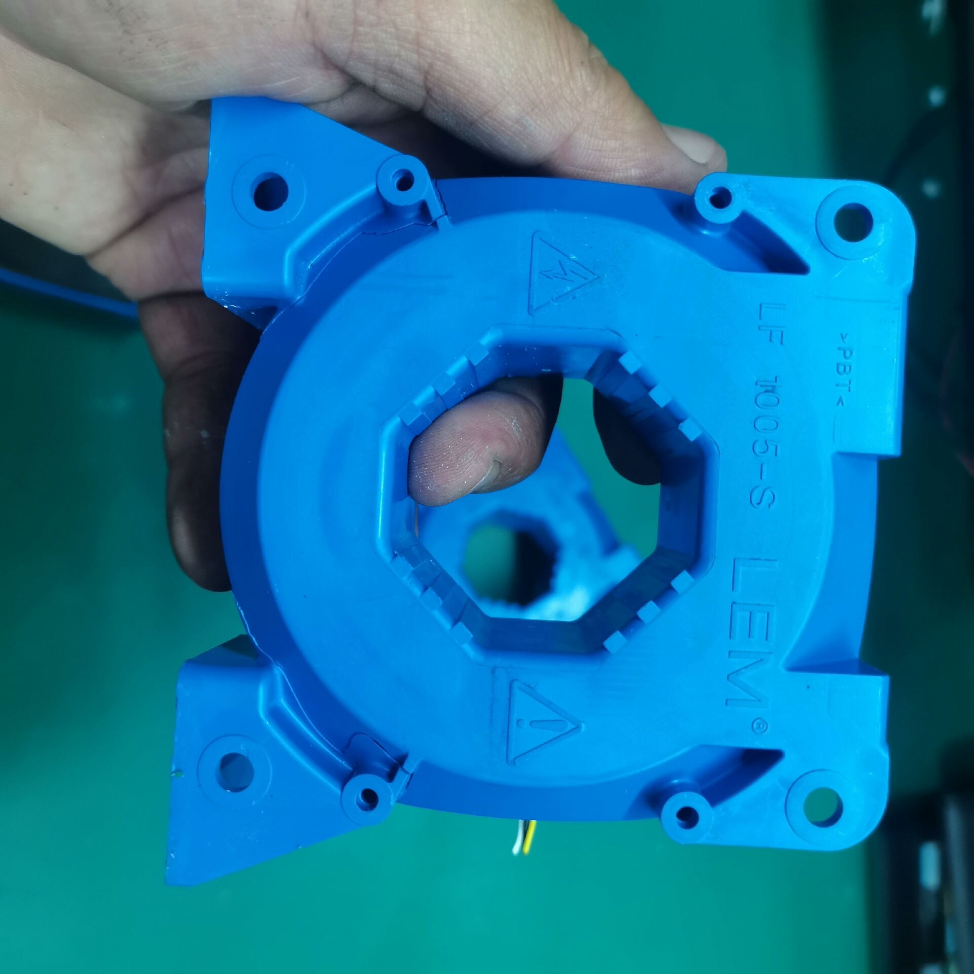 莱姆电流互感器  LF1005-S. 拆机99新