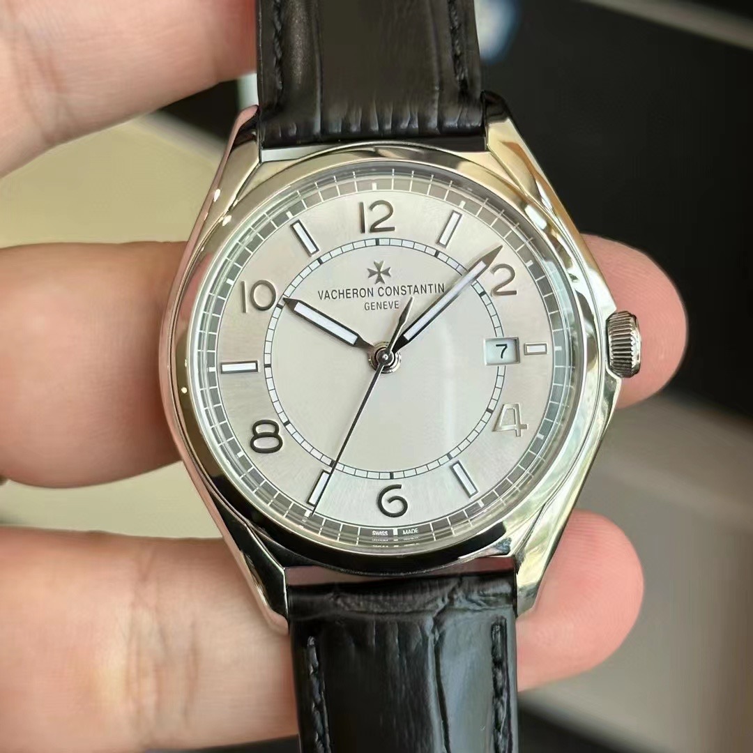 98新江诗丹顿伍陆之型4600E/000A-B442自动机械40mm男士手表