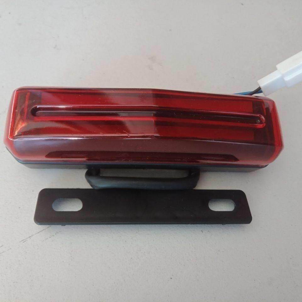 电动车LED尾灯改装超亮行车刹车灯两线新款国标尾灯48V通用