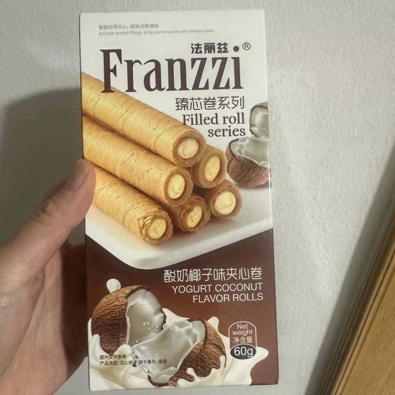 正宗法丽兹夹心蛋卷臻芯卷系列抹茶味香草味椰子味蛋酥脆脆卷休闲